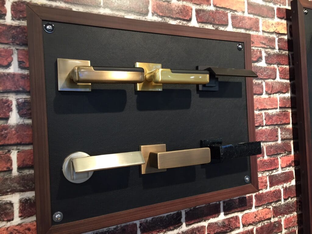 door hardware lever handle exhibition in batimat paris 2017