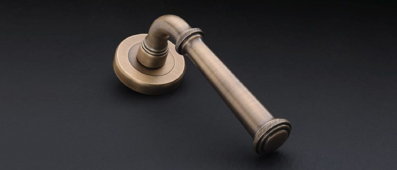 Bergamo Brass Door Handle